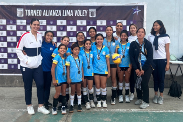 ¡SUB 11, TERCER LUGAR DE LA COPA BLANQUIAZUL! - Club Atlético Atenea